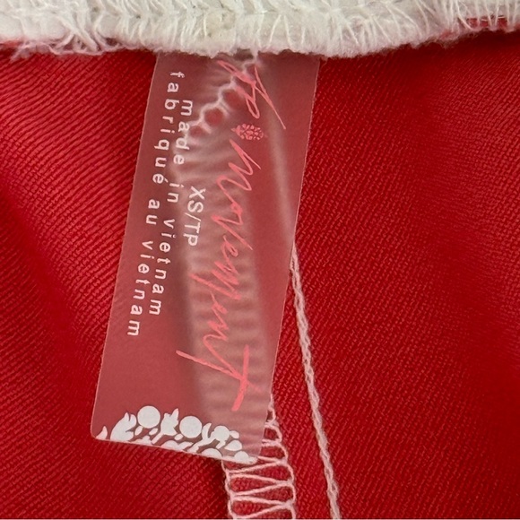 Free People Movement In The Ring Shorts XS Red Pink Floral New With Tags - Picture 4 of 8